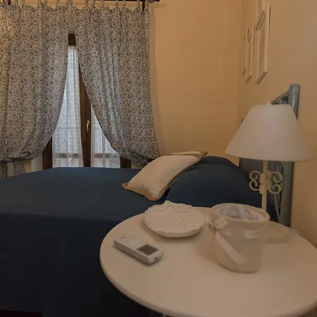 Homeapartment Il Nascondiglio Di Estia Apartamento *